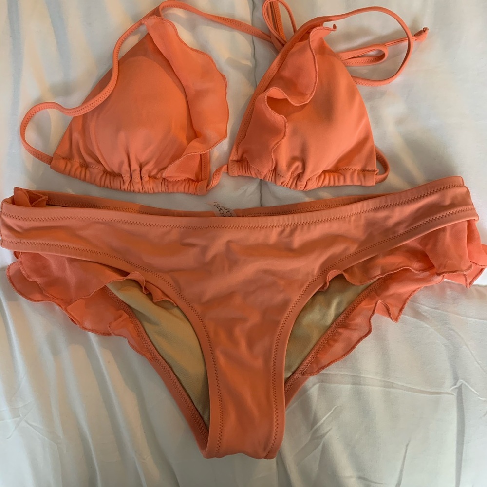 Victoria’s Secret bikini